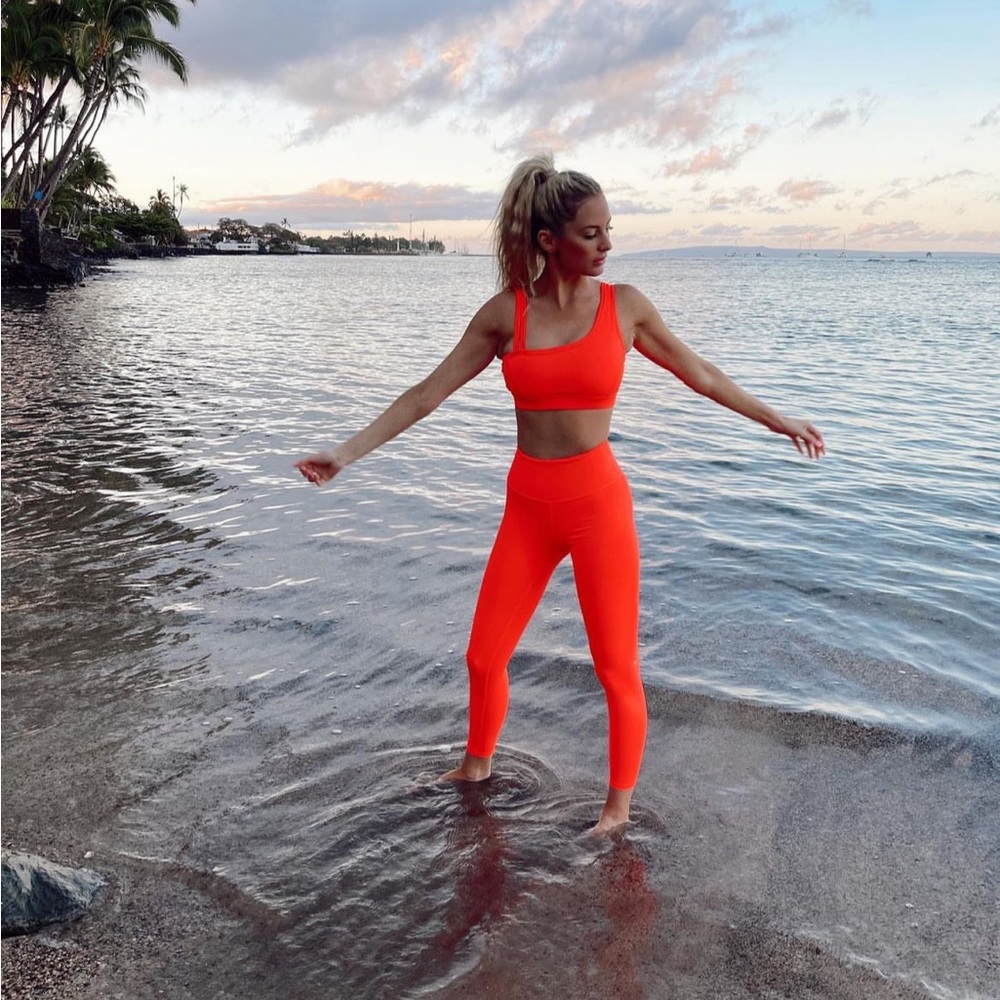 IVL fiery coral set